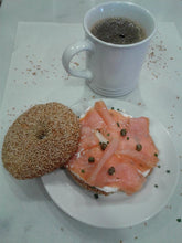 Load image into Gallery viewer, Sesame Bagels